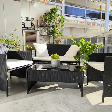 OREE DU CAP 2 pièces CLIMATISÉ CLASSÉ 52 M2 terrasse 20m2 PLAGES PISCINE ANTIBES avec PARKING PRIVATIF * Antibes