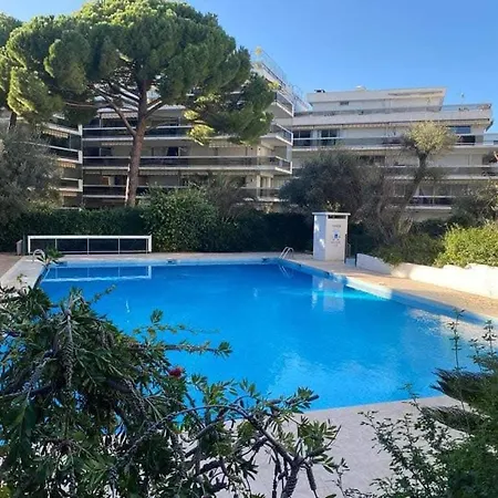 Daire Oree Du Cap 2 Pieces Climatise Classe 52 M2 Terrasse 20m2 Plages Piscine Avec Parking Privatif *