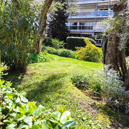 Daire Oree Du Cap 2 Pieces Climatise Classe 52 M2 Terrasse 20m2 Plages Piscine Avec Parking Privatif